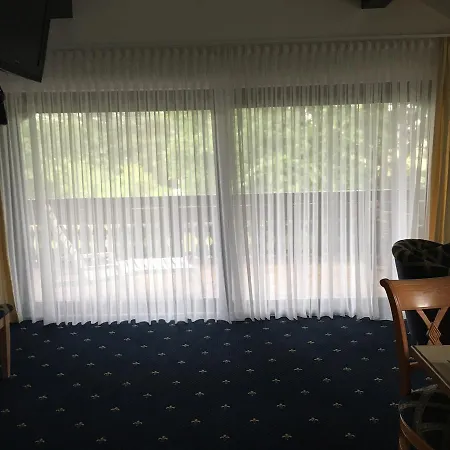 Landgut Jungfleisch Hotel Gries Exterior photo